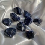 Sodalit polerowany (Namibia)